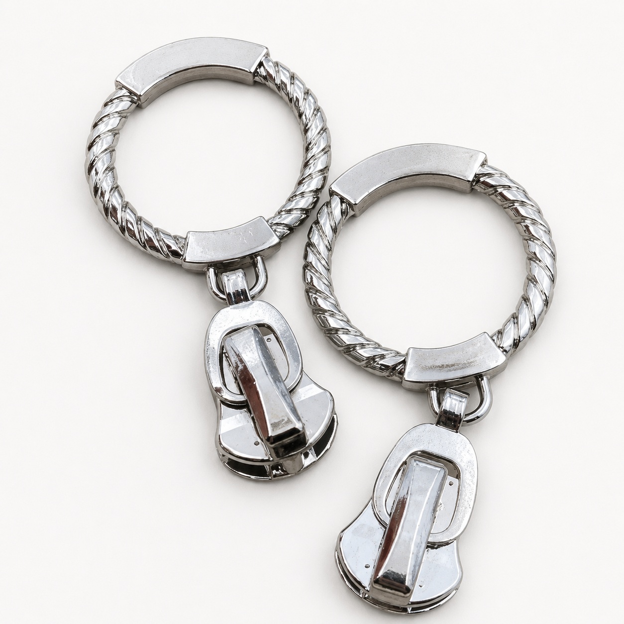 custom zinc alloy zipper puller polished silver twisted round ring zipper slider pair — view 1